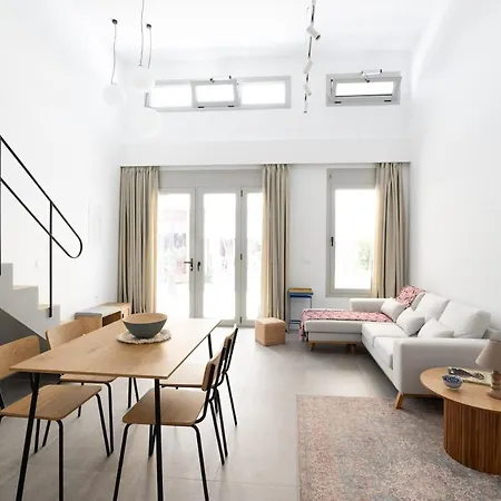 Сasa de vacaciones Square Loft *
