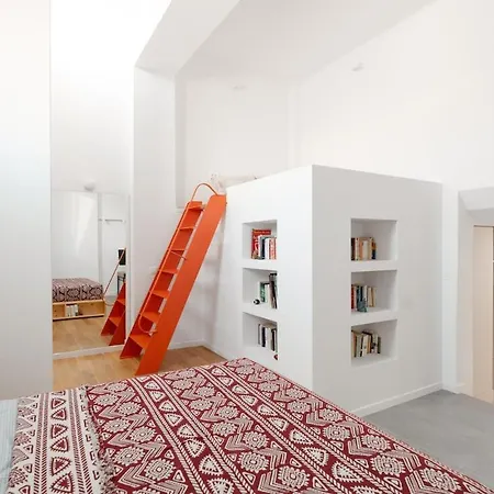 Square Loft Nyaraló Lixúri