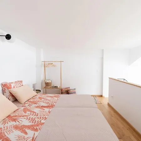 Сasa de vacaciones Square Loft *